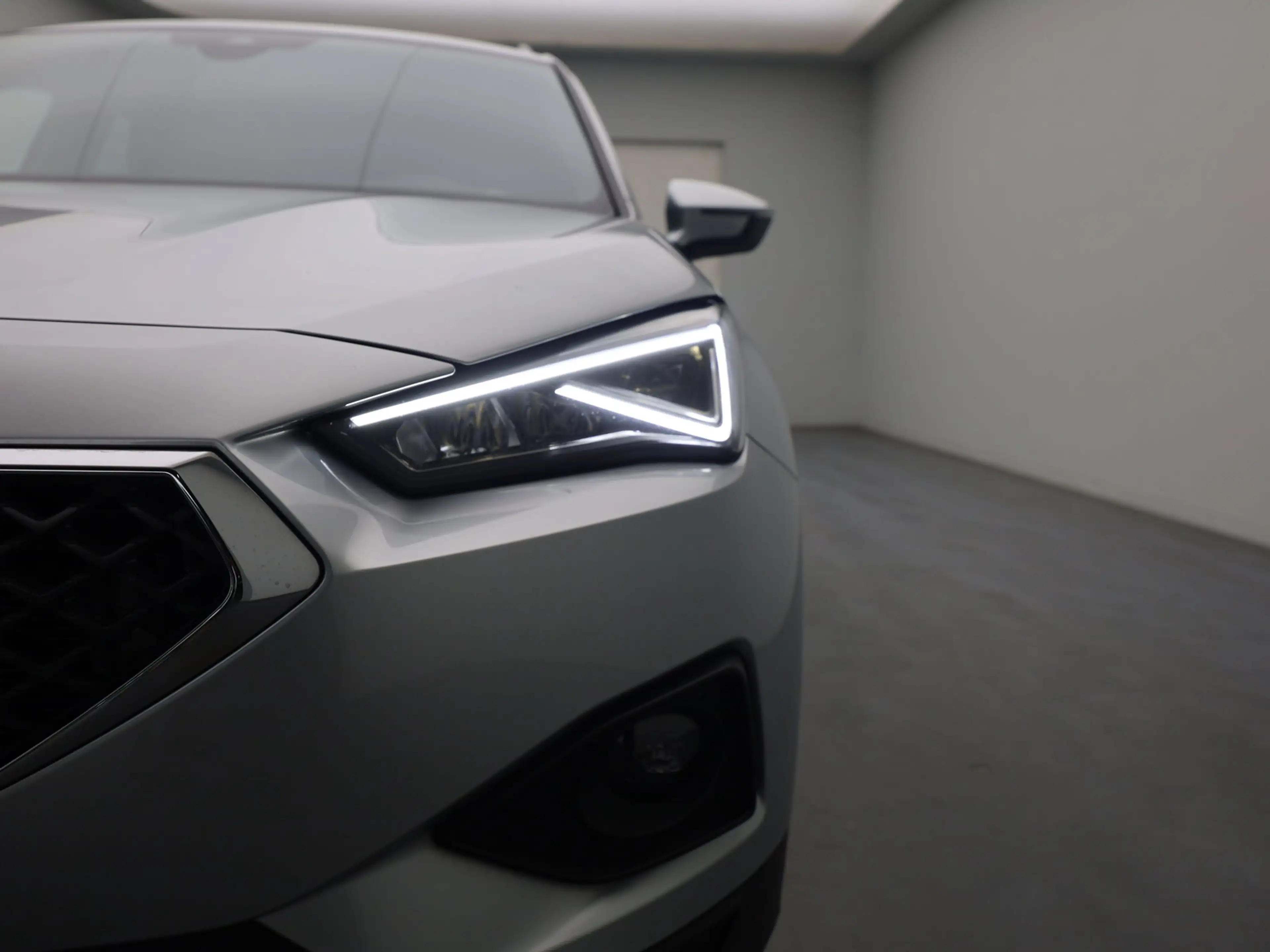 SEAT Tarraco STYLE 1.5 TSI 150 PK DSG-7 - 7 Plaatsen - Trekhaak - Adaptive Cruise Control - Camera - Apple Carplay — photo 8
