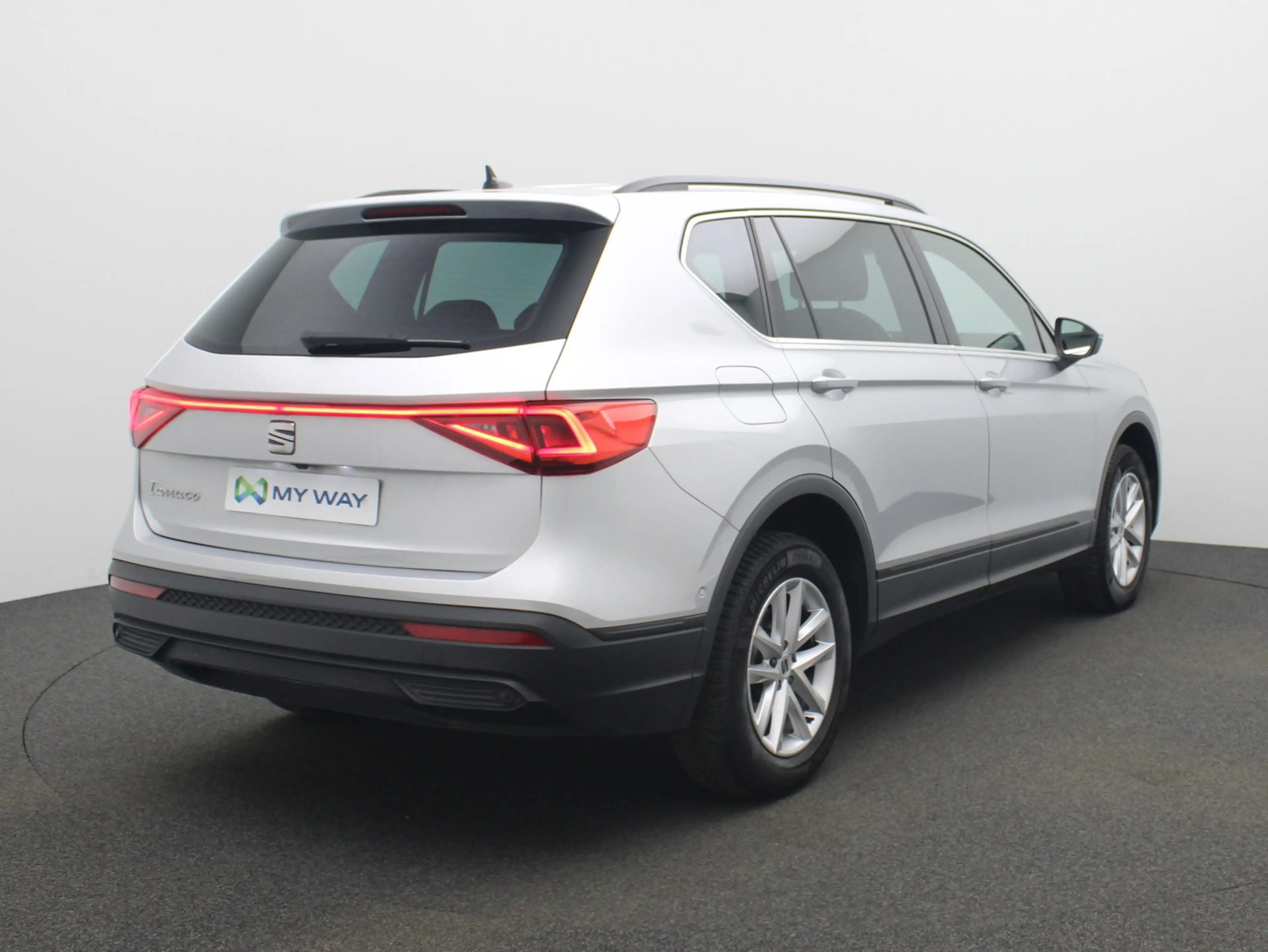 SEAT Tarraco STYLE 1.5 TSI 150 PK DSG-7 - 7 Plaatsen - Trekhaak - Adaptive Cruise Control - Camera - Apple Carplay — photo 4