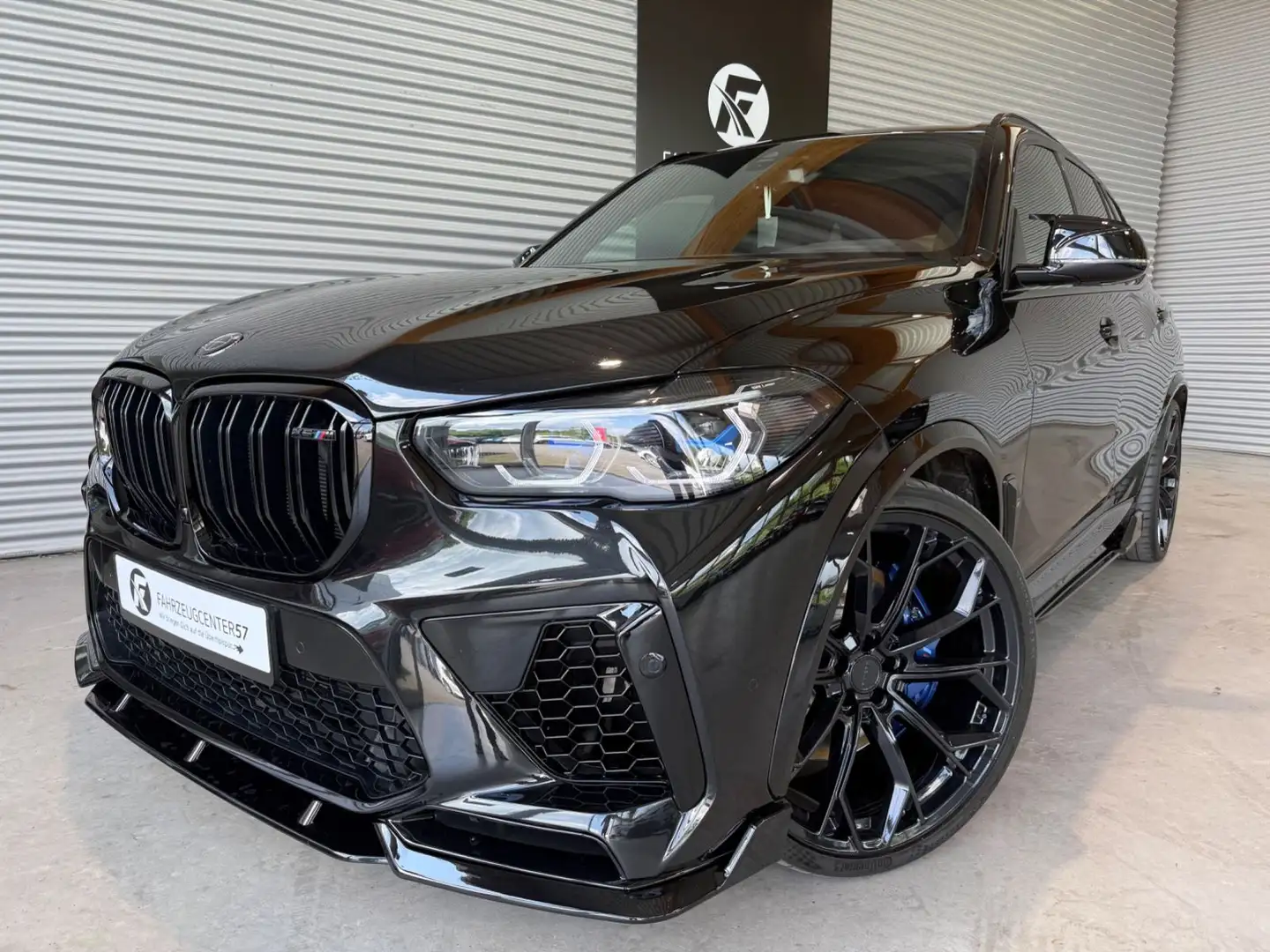 BMW X5 xDrive M50i/LASER/PANO/360°/H&K/CARPLAY Schwarz - 1