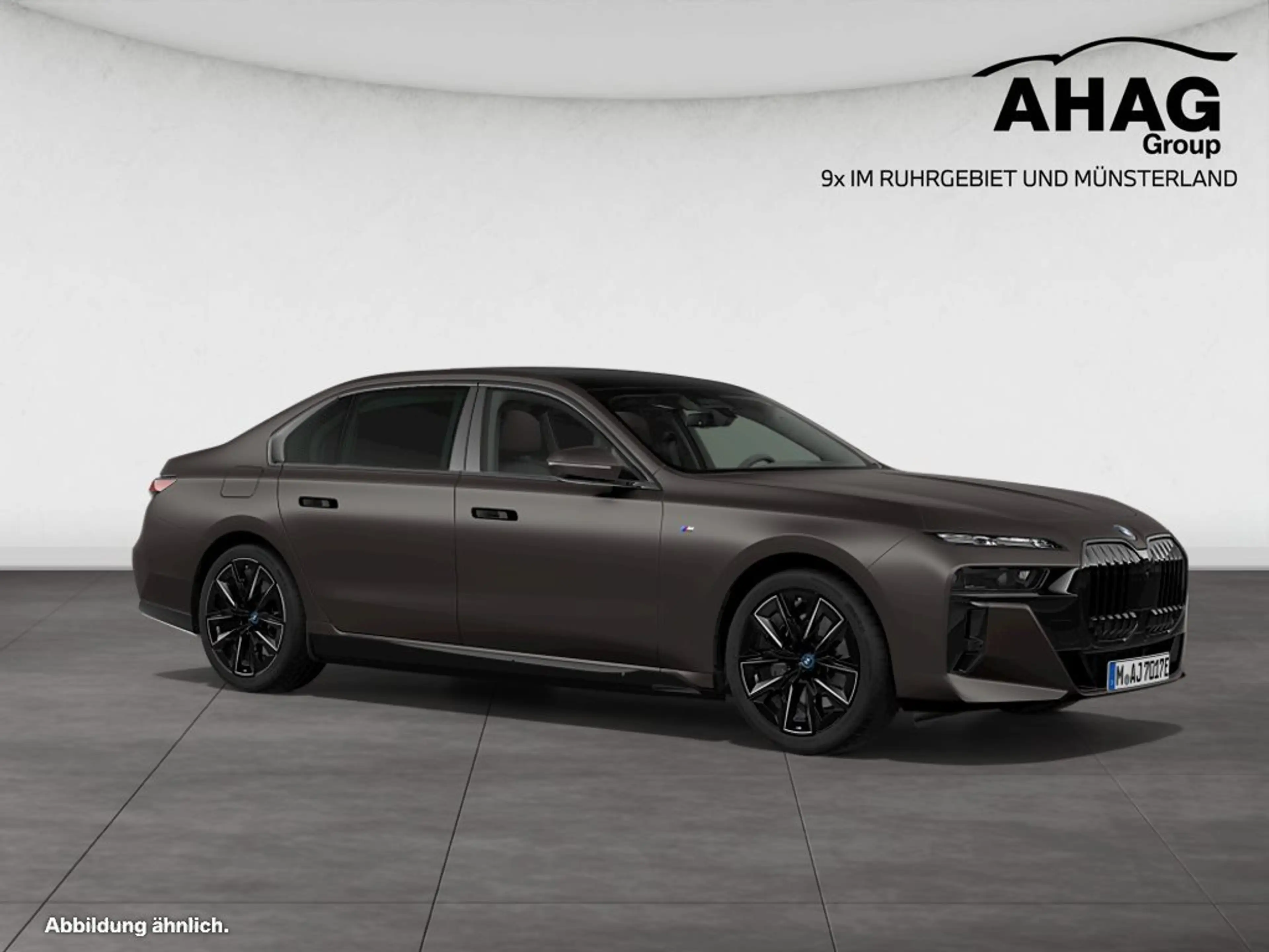 BMW i7 xDrive60 Limousine — photo 9