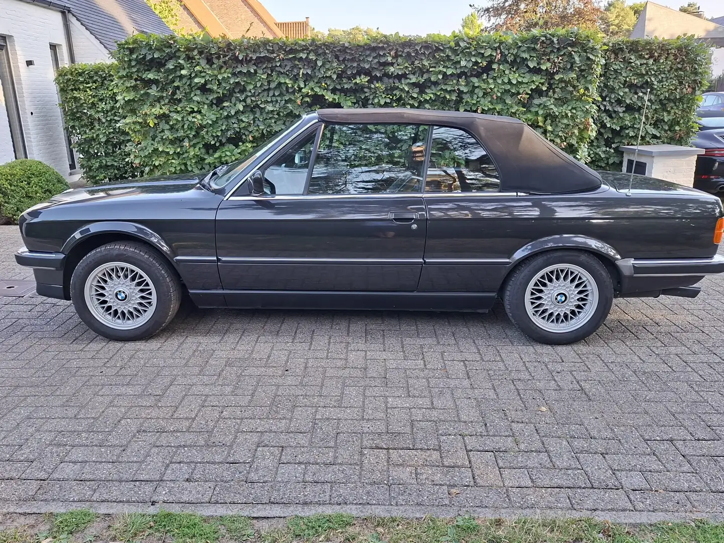 BMW 325 325i Black - 2