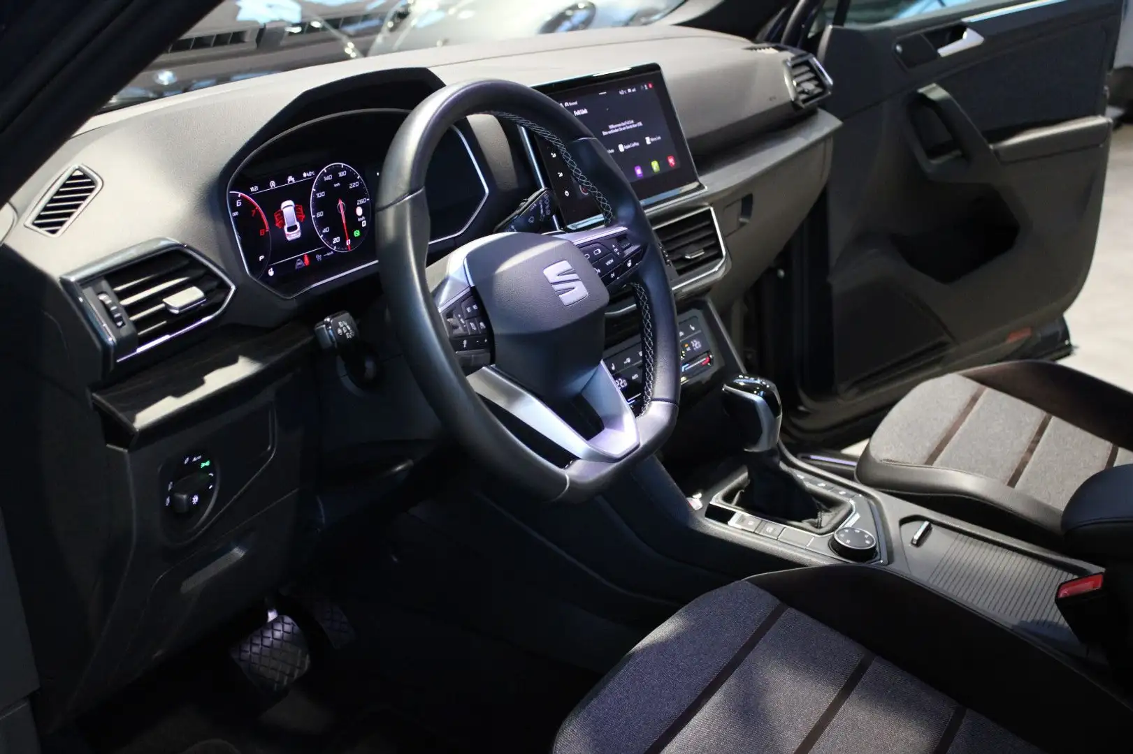 SEAT Tarraco TARRACO 2.0 TSI 4DRIVE * XCELLENCE * & EXTRA `S Gris - 2