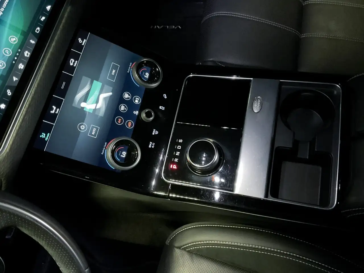 Land Rover Range Rover Velar снимка Land Rover Range Rover Velar