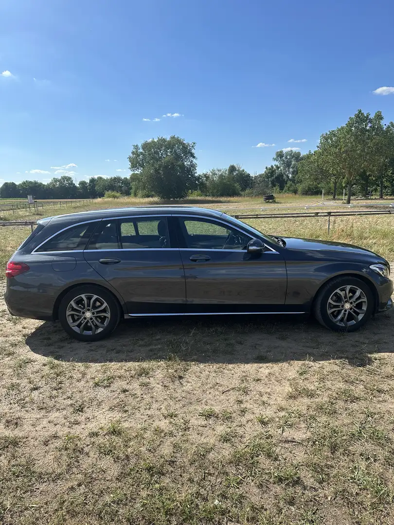 Mercedes-Benz C 200 C 200 T CGI (205.242) Gris - 1