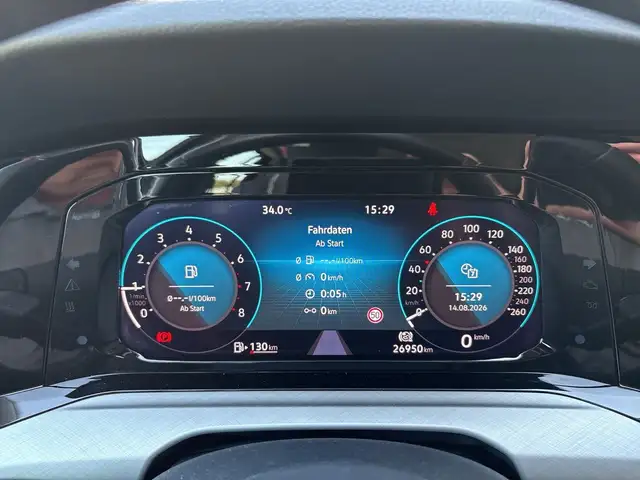 Volkswagen Golf view 12