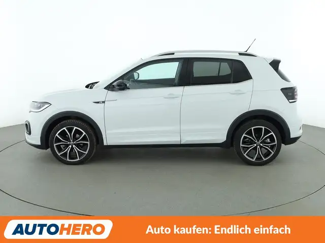 Volkswagen T-Cross view 3