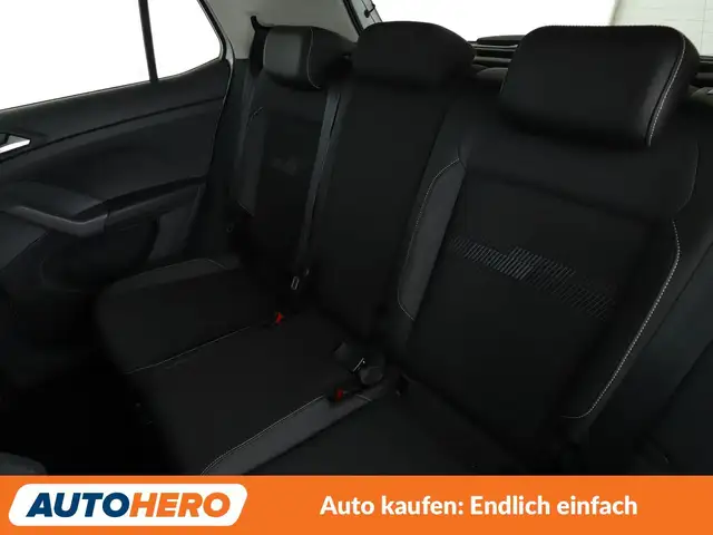 Volkswagen T-Cross view 14