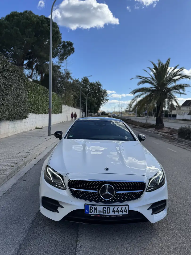 Mercedes-Benz E 220 d 4Matic Coupe 9G-TRONIC AMG Line - 2