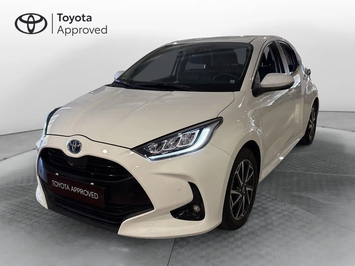 Toyota Yaris Yaris 1.5 Hybrid 5 porte Trend Blanc - 1