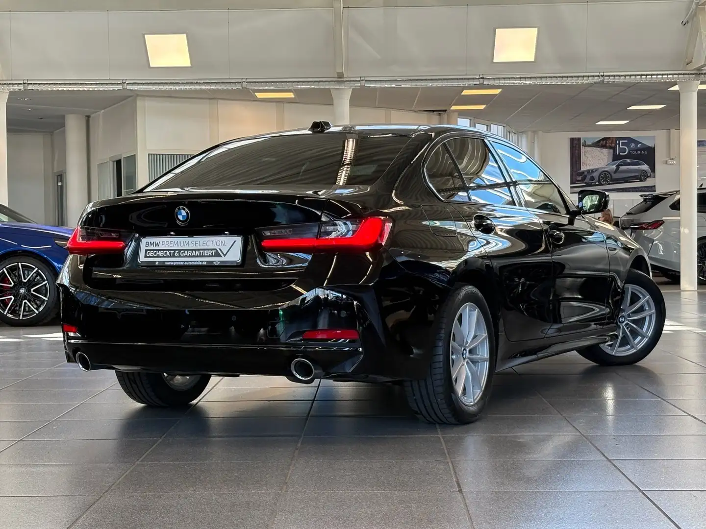 BMW 318 d DA ACC HK PDC DAB Shz elektr. Sitze CarPlay Negro - 2