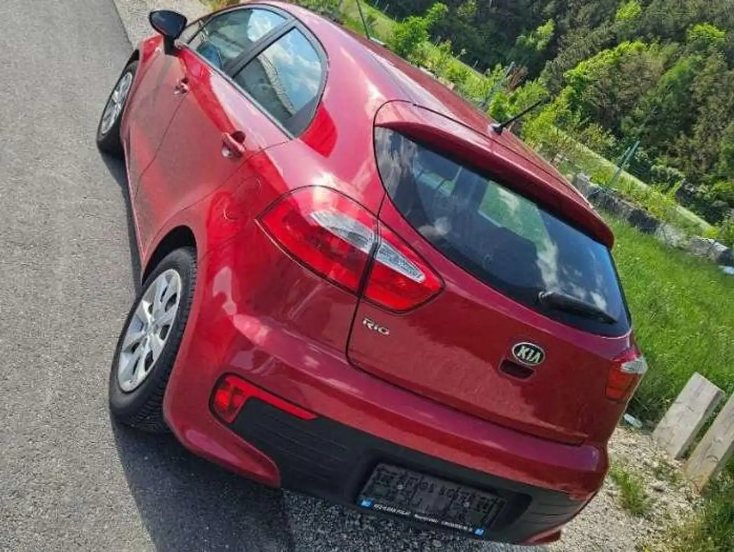 Kia Rio Rio 1,2 MPI Österreich Edition Österreich Rot - 2