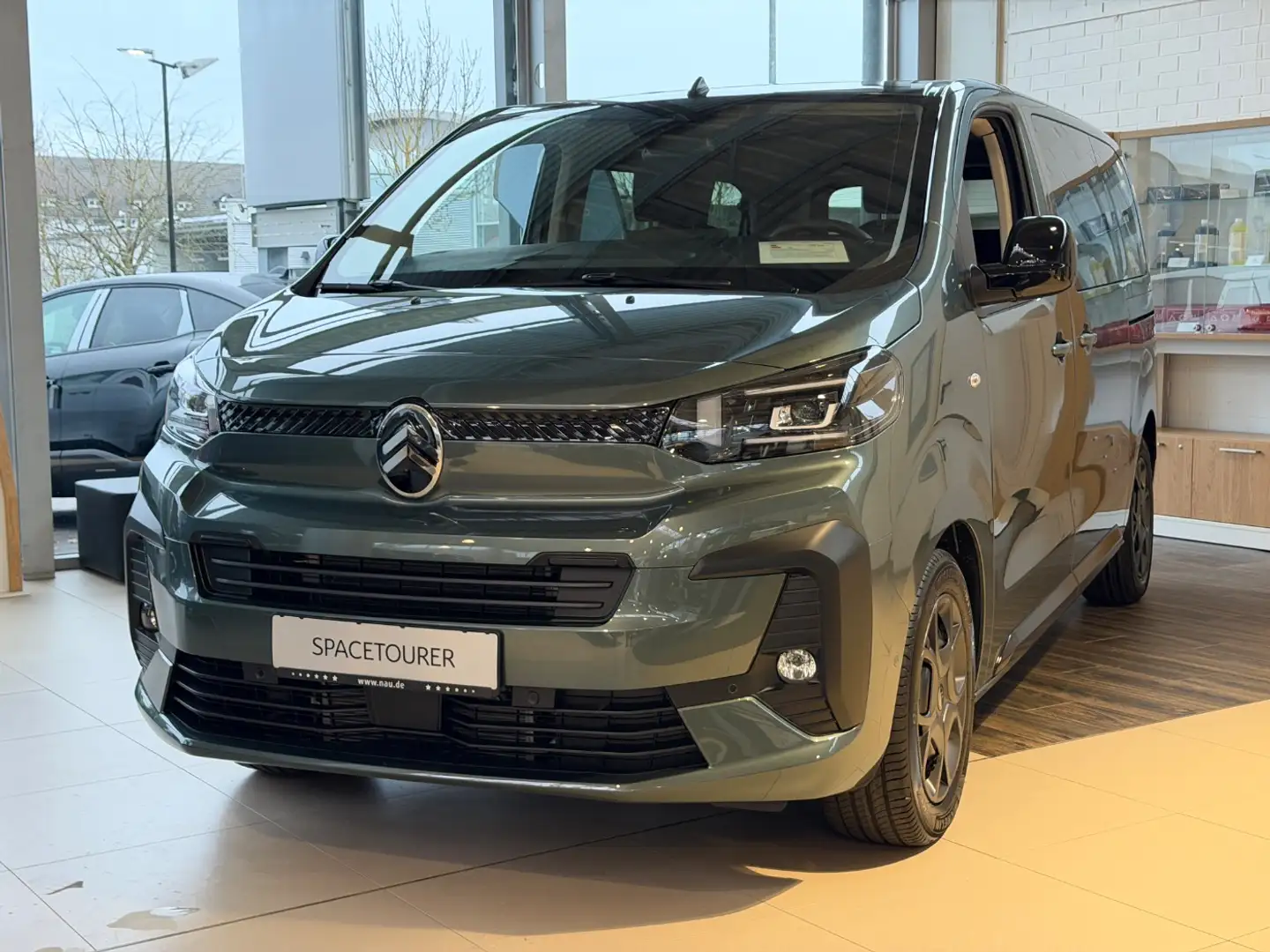 Citroen Spacetourer 2.2 Plus M Diesel Automatik 8-Sitzer! Grün - 2