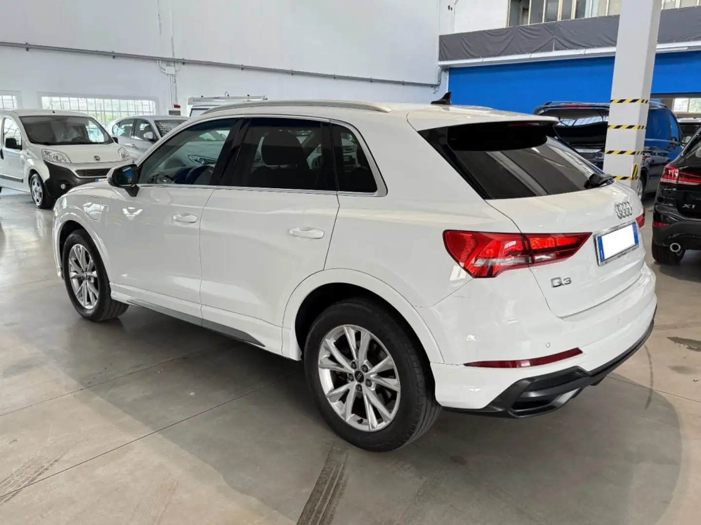 Audi Q3 45 TFSI e S tronic S line edition - PROMO Bianco - 2