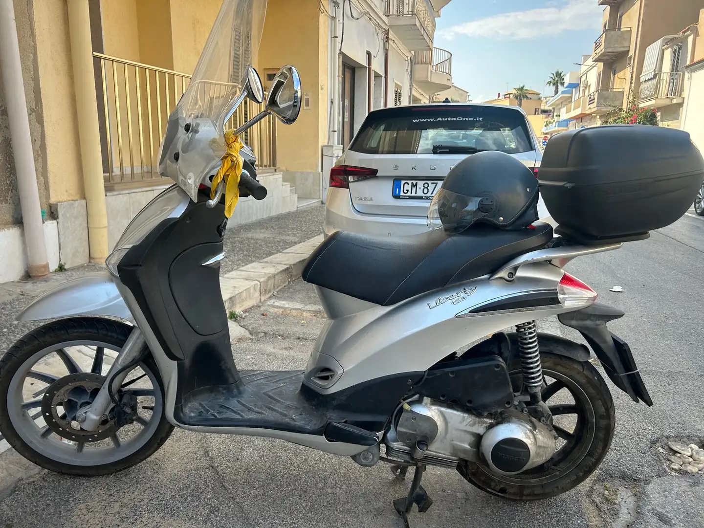 Piaggio Liberty 125 4T Grijs - 1