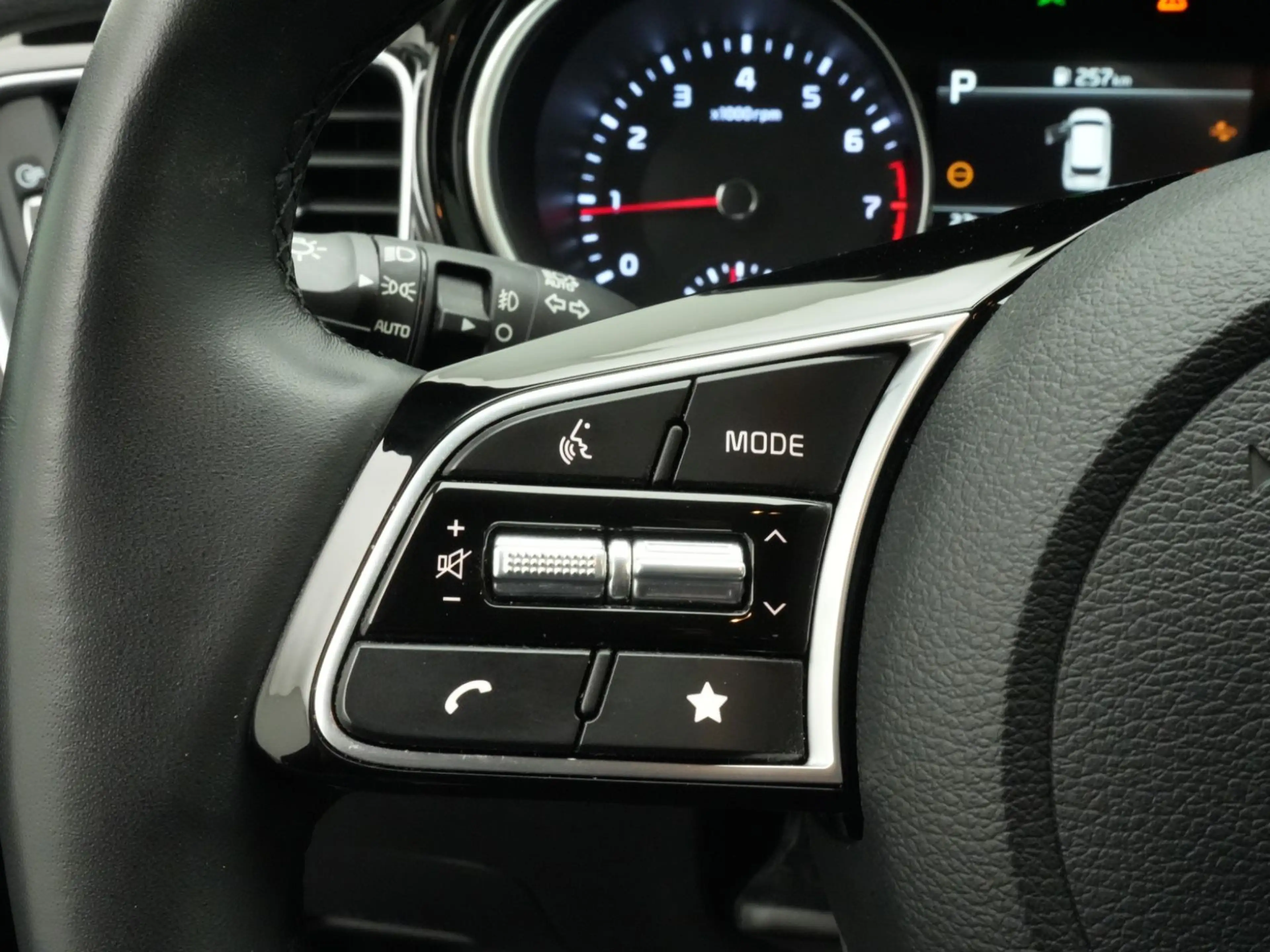 Kia Ceed SW / cee'd SW cee'd SW Ultimate APPS+NAVI+RFKAM+SITZ|LENKHZG — photo 14