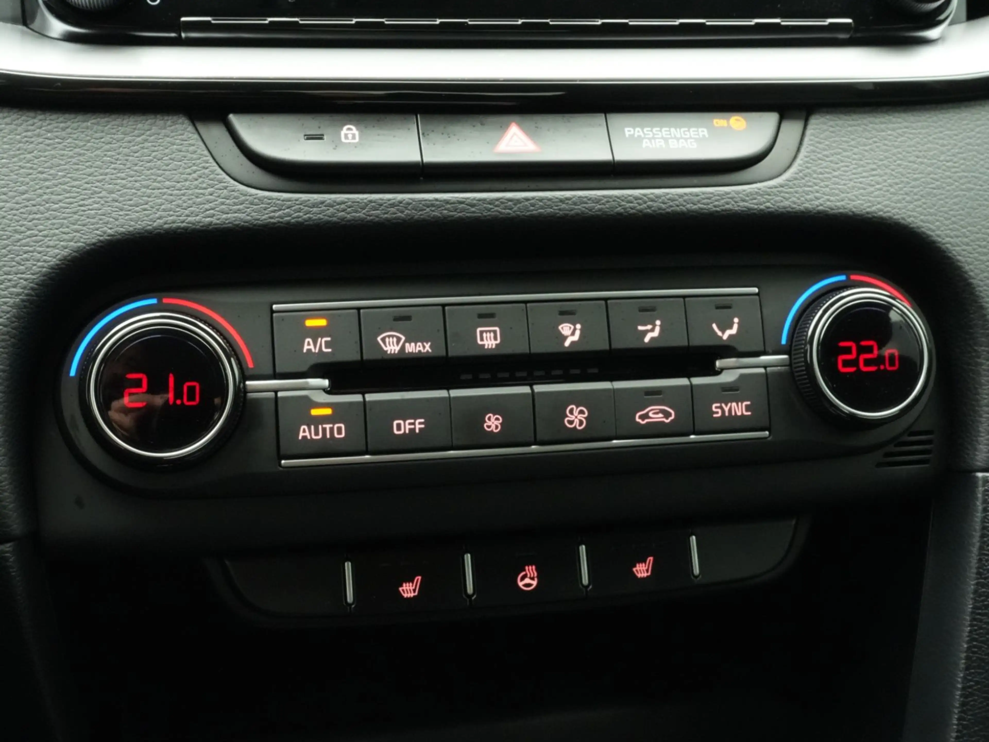Kia Ceed SW / cee'd SW cee'd SW Ultimate APPS+NAVI+RFKAM+SITZ|LENKHZG — photo 13