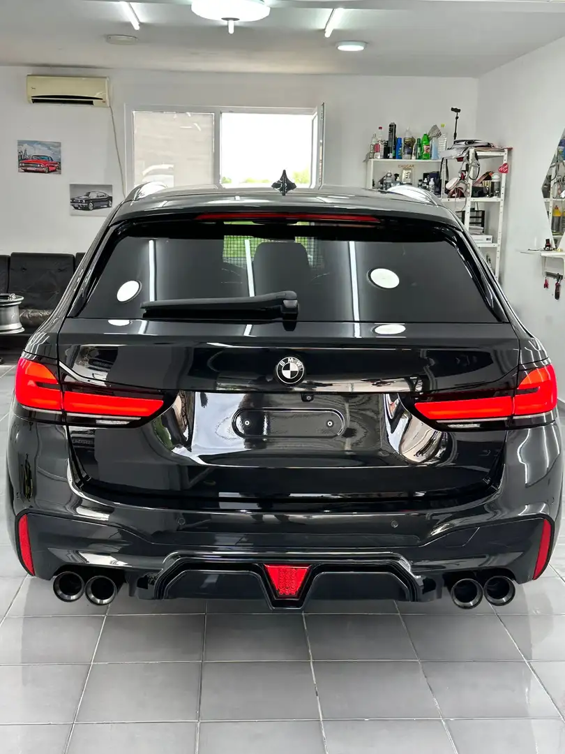 BMW 520 520d Touring Aut. Schwarz - 1