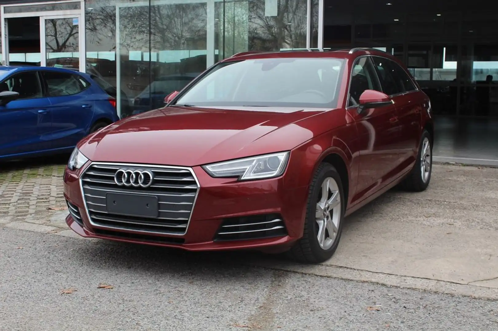 Audi A4 1.4 TFSI 110kW (150CV) Avant Rouge - 2