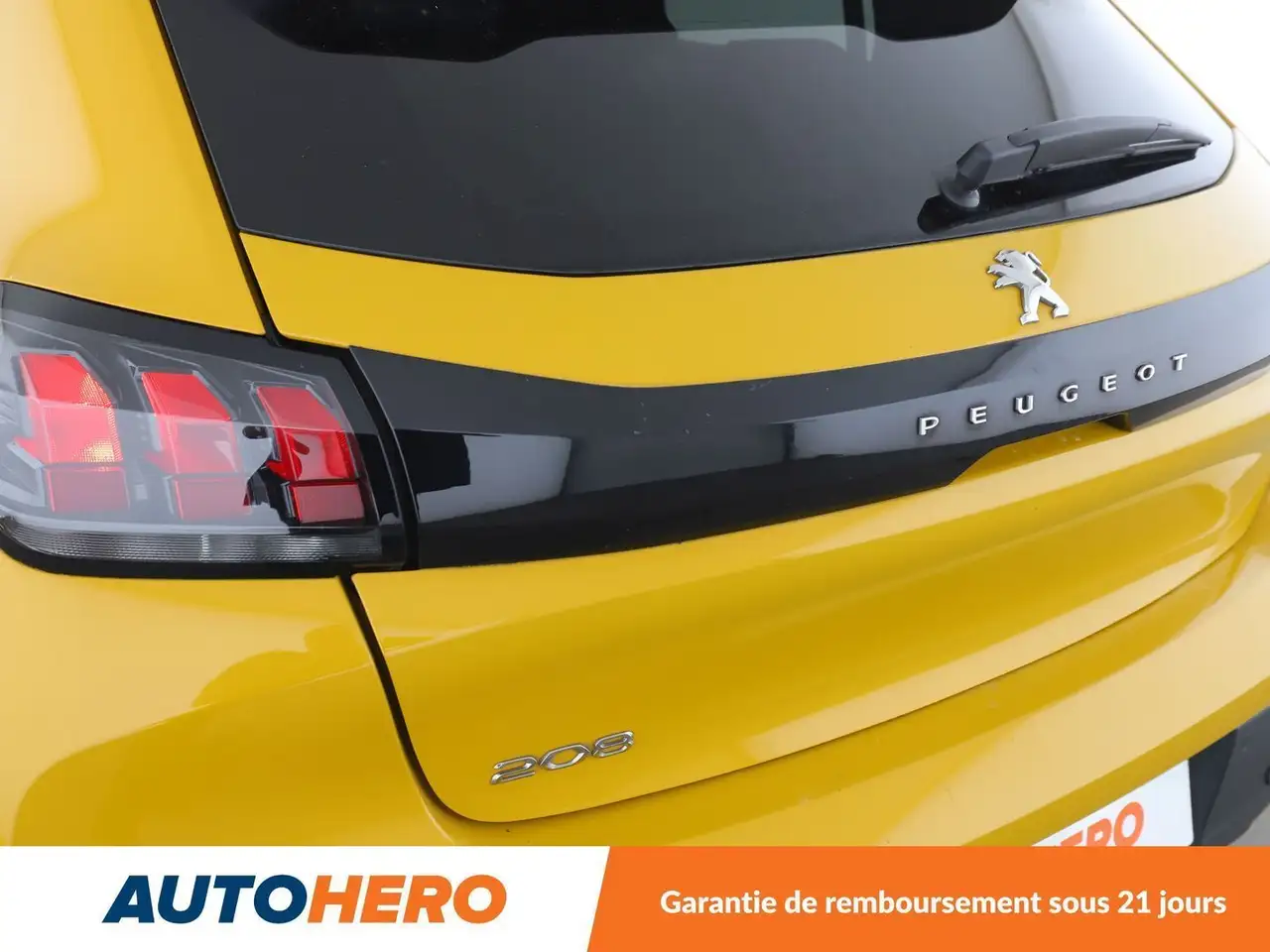 Peugeot 208 208 — photo 31
