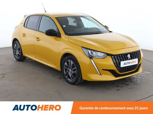 Peugeot 208 view 8