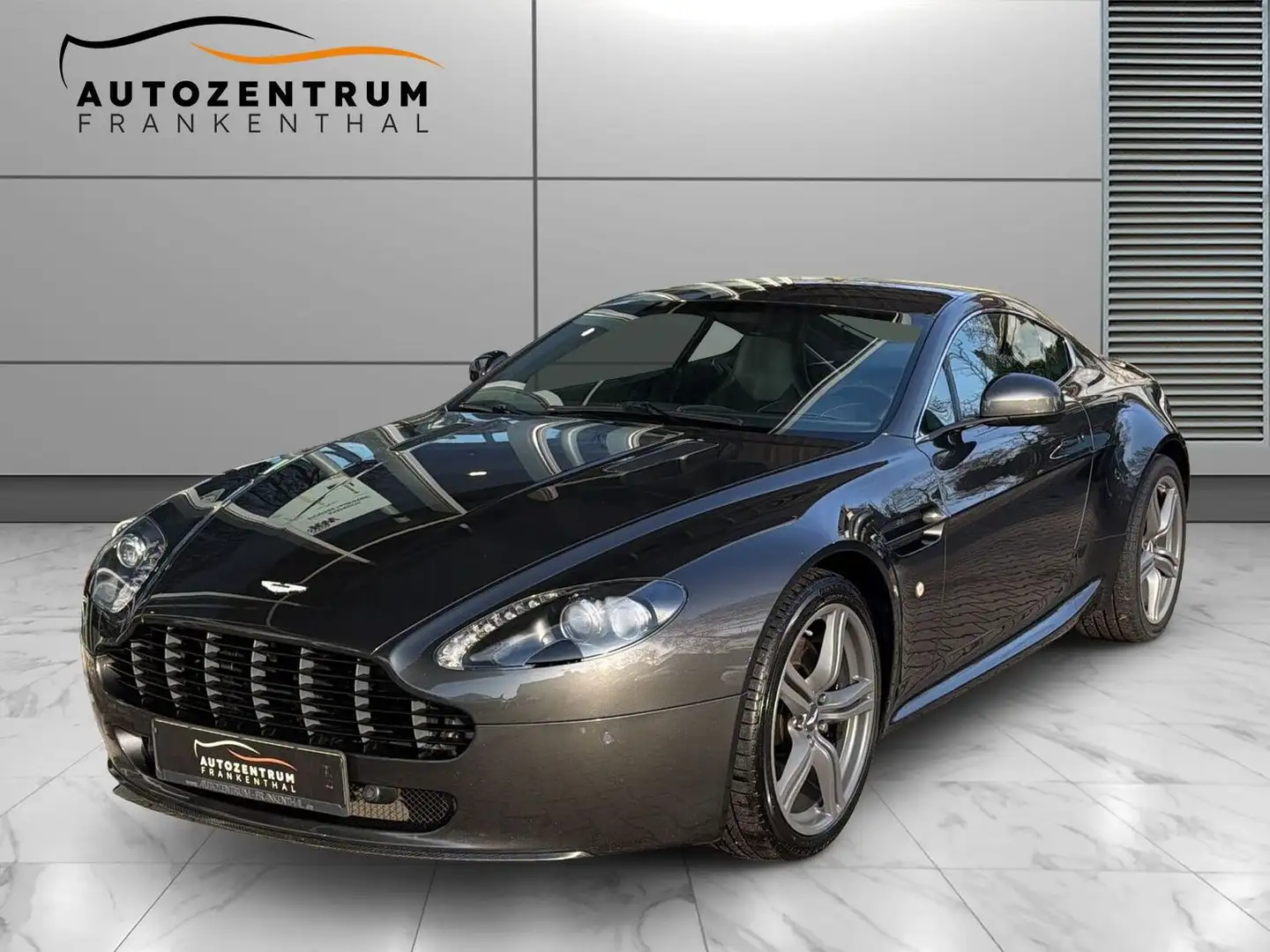 Aston Martin Vantage N420 SCHALENSITZ V12 KUPPLUNG GARANTIE Schwarz - 1