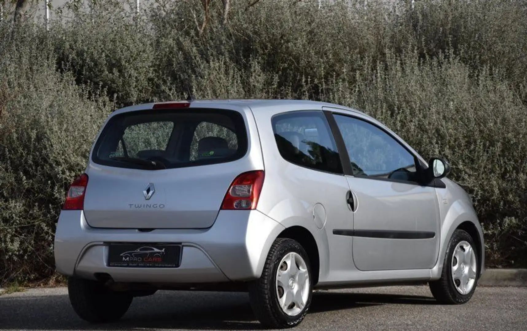 Renault Twingo 2 1.2 75ch authentique Gris - 2