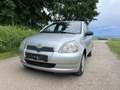 Toyota Yaris 1.3i mit Klima und Glasschiebedach aus 1. Hand Zilver - thumbnail 2
