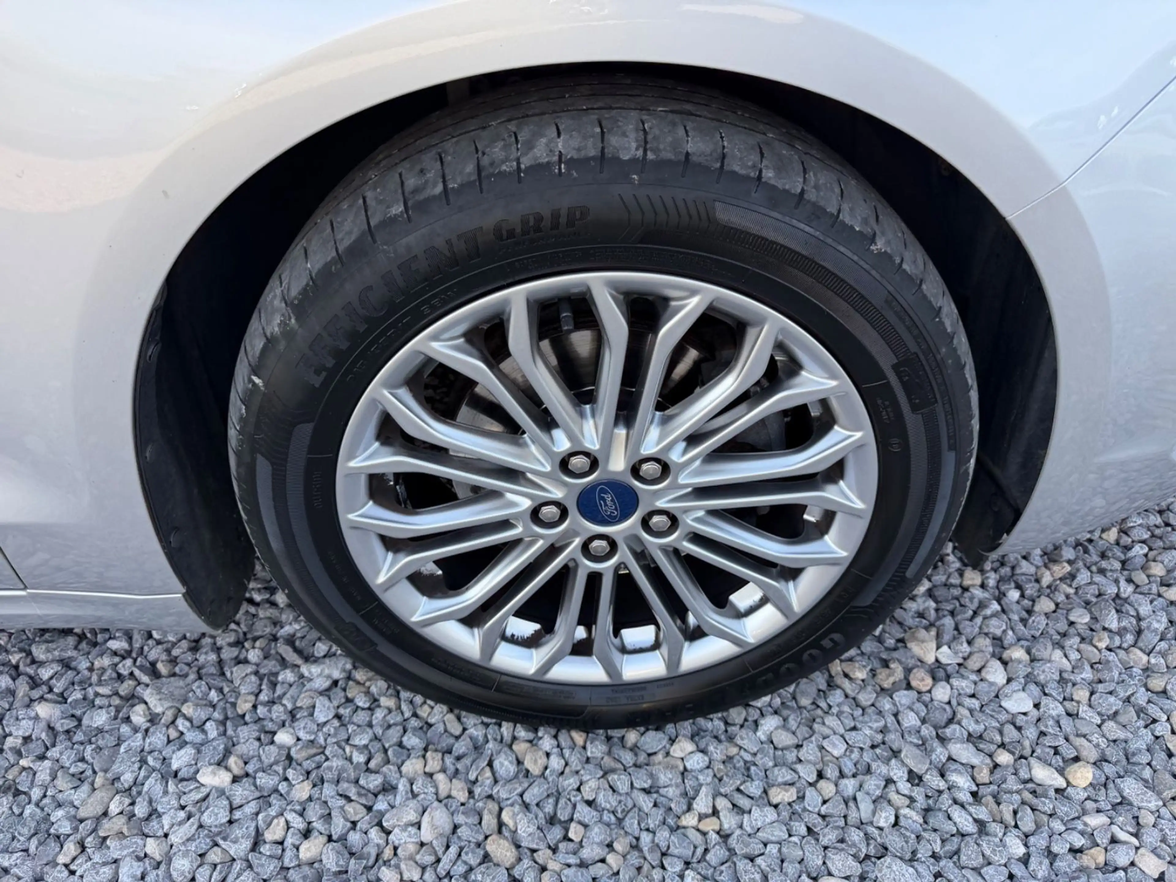 Ford Mondeo Turnier 2.0 ECOB Titanium/1.Hand/Kamera — photo 7