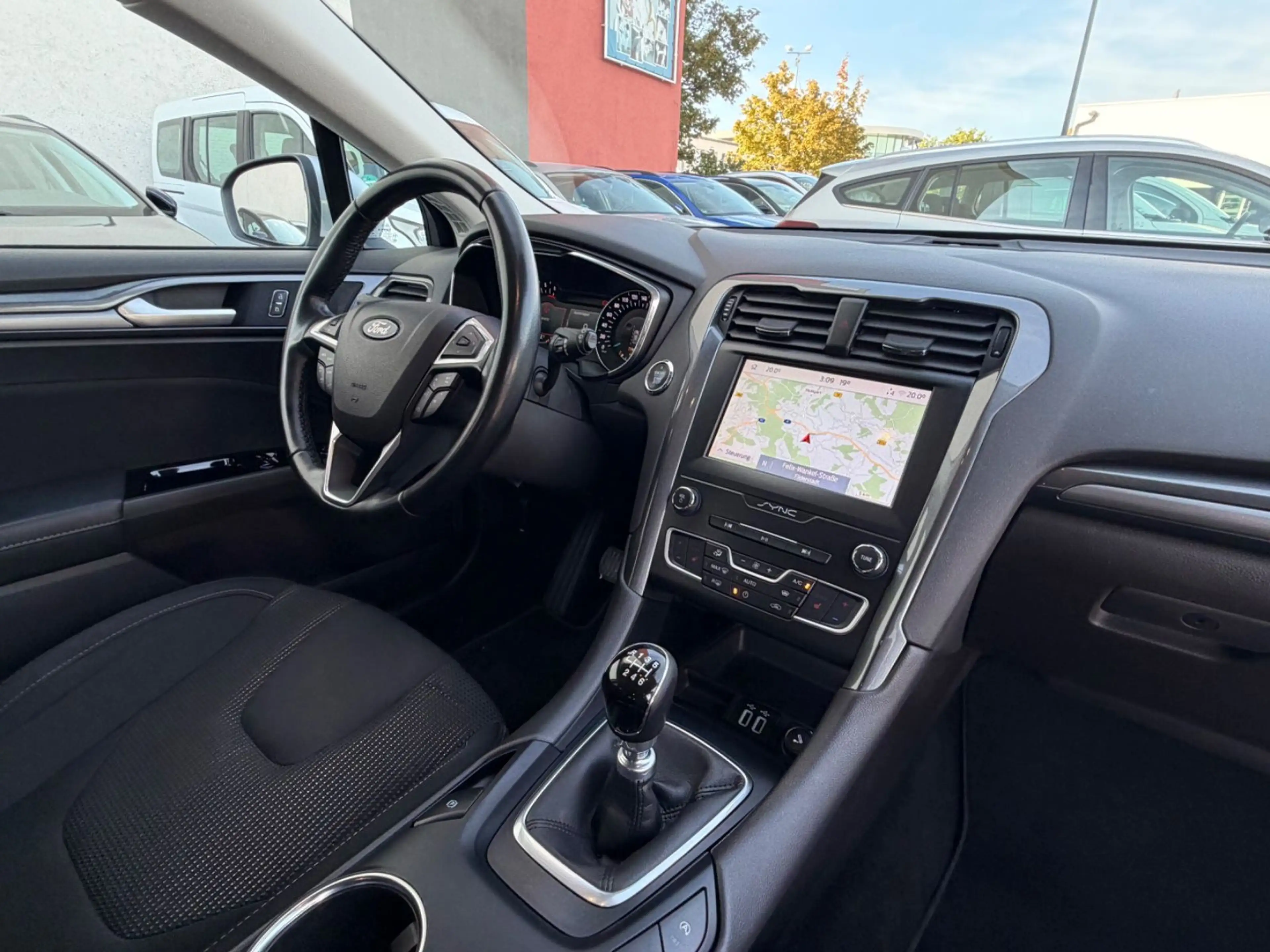 Ford Mondeo Turnier 2.0 ECOB Titanium/1.Hand/Kamera — photo 12