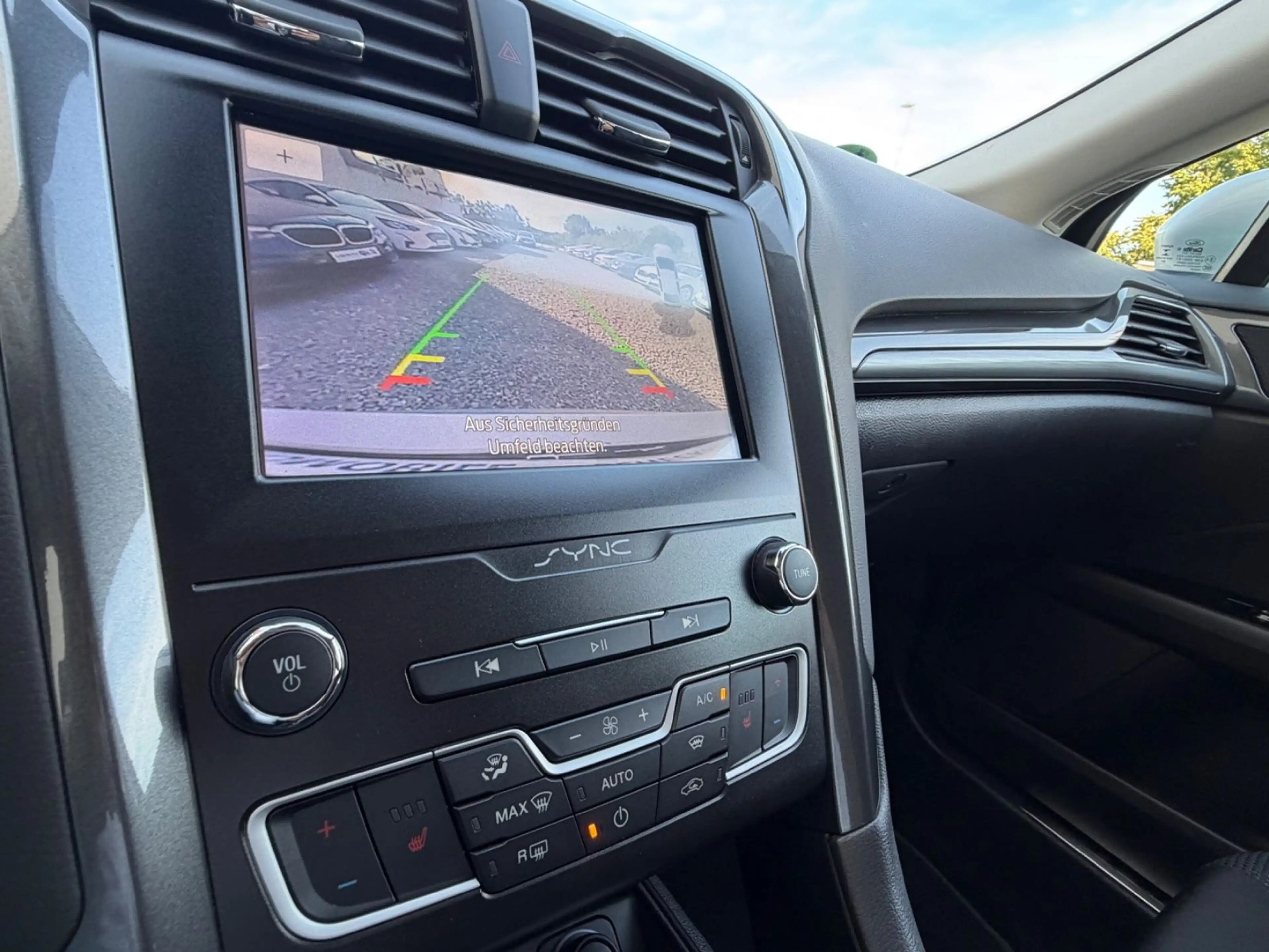 Ford Mondeo Turnier 2.0 ECOB Titanium/1.Hand/Kamera — photo 8
