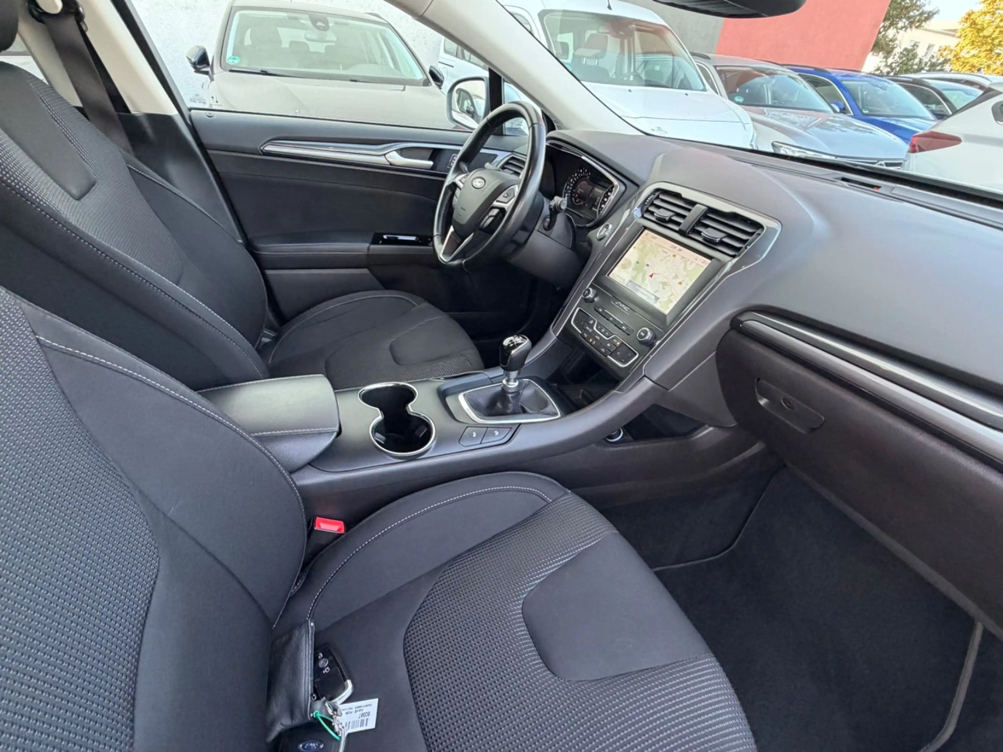 Ford Mondeo Turnier 2.0 ECOB Titanium/1.Hand/Kamera — photo 13