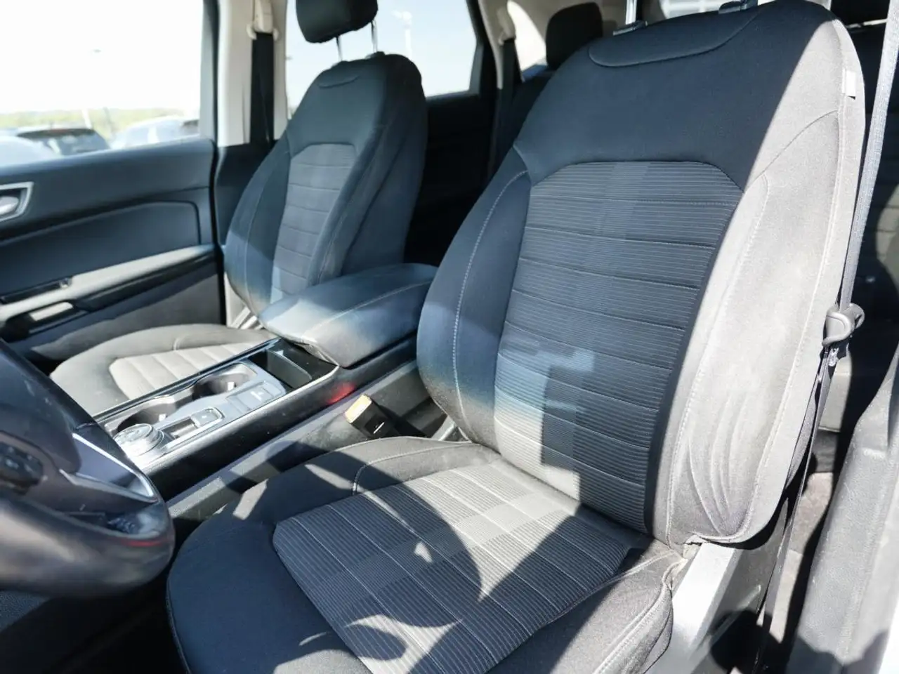 Ford Edge снимка Ford Edge