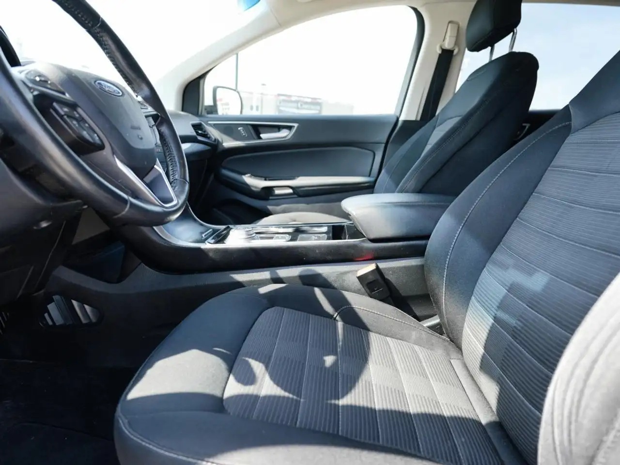 Ford Edge снимка Ford Edge