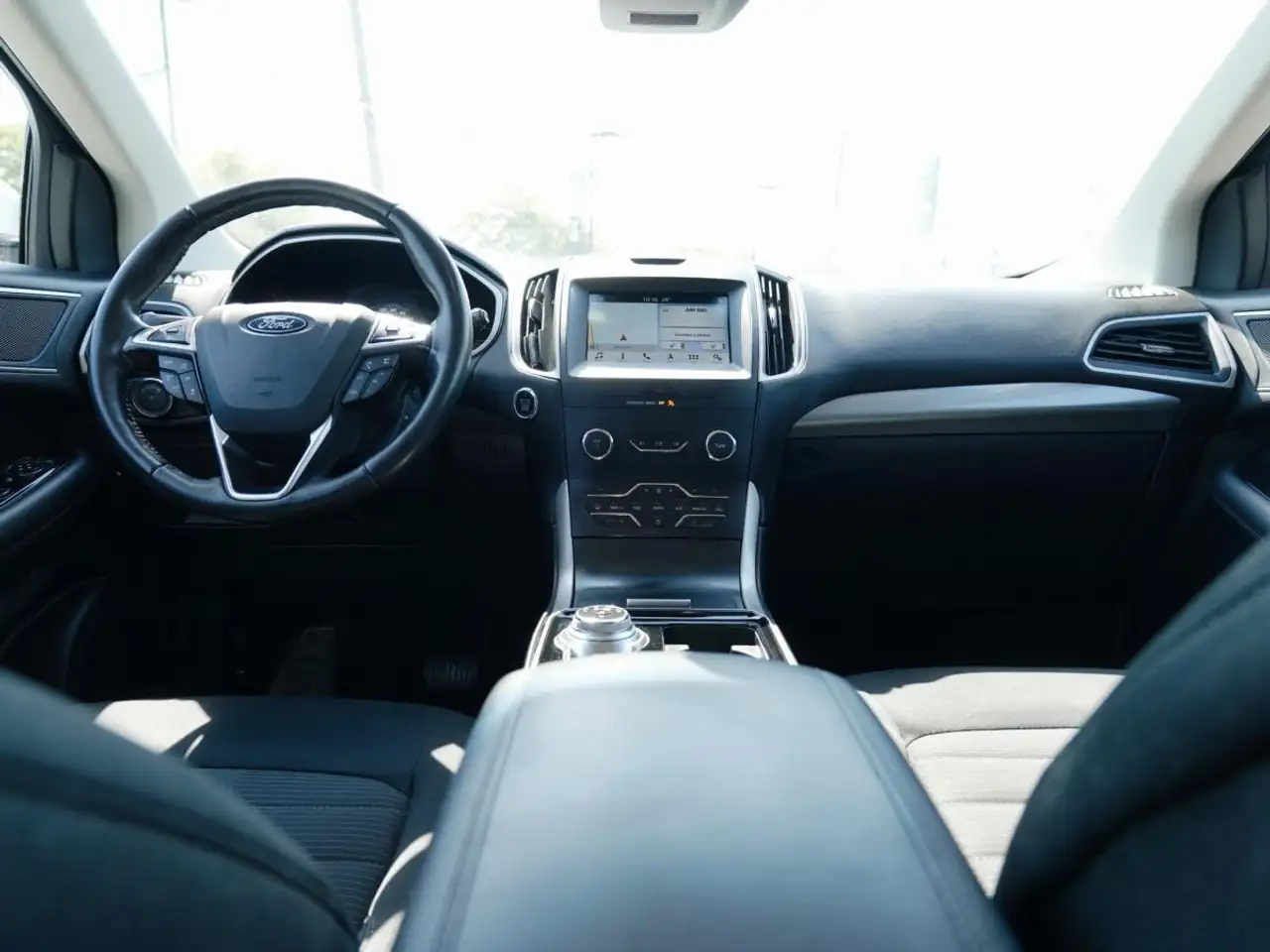 Ford Edge снимка Ford Edge
