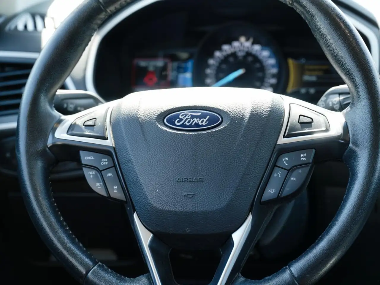 Ford Edge снимка Ford Edge