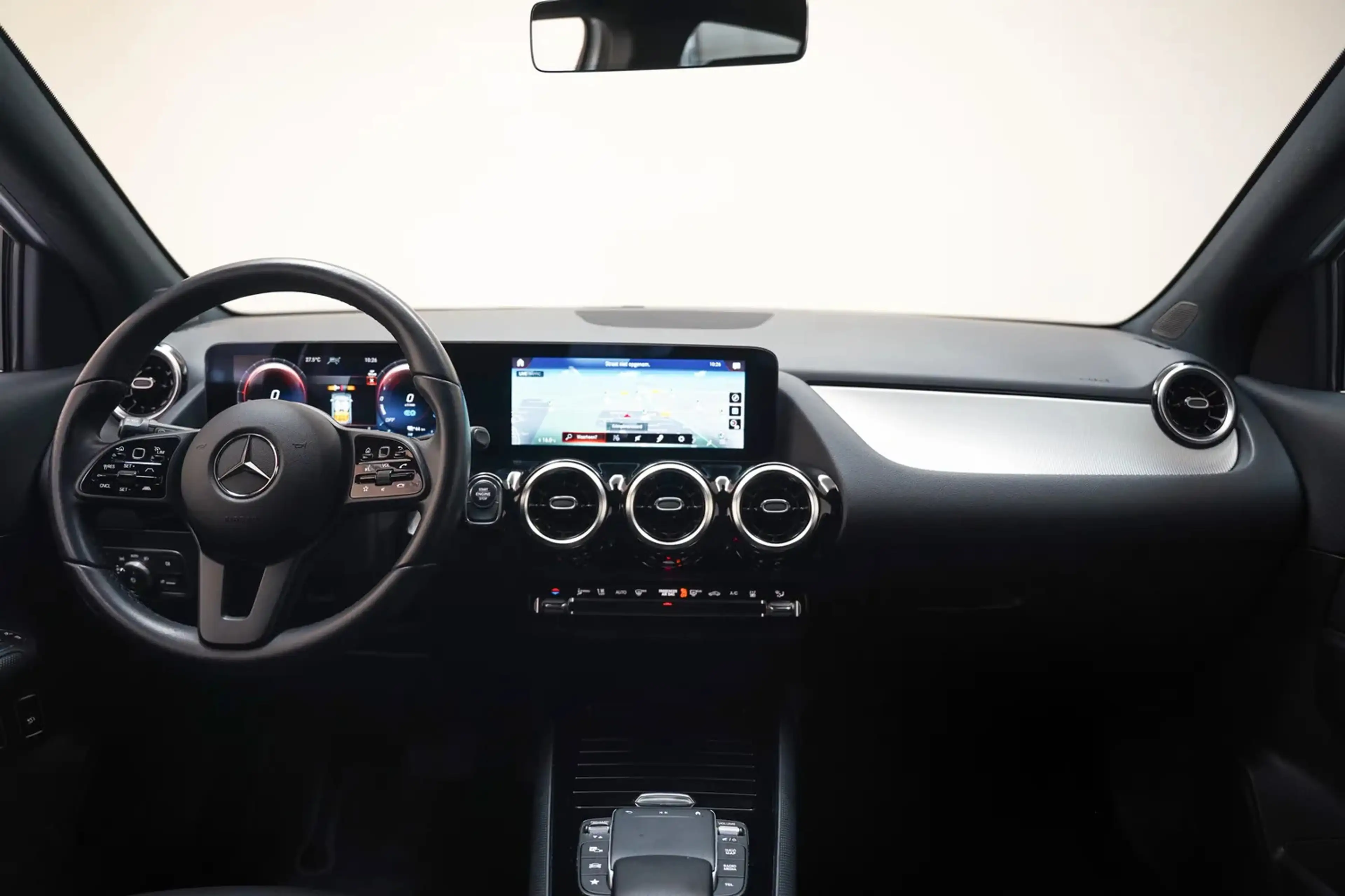 Mercedes-Benz GLA 250 e Business Line Aut. [ Panoramadak Camera Stoelver — photo 4