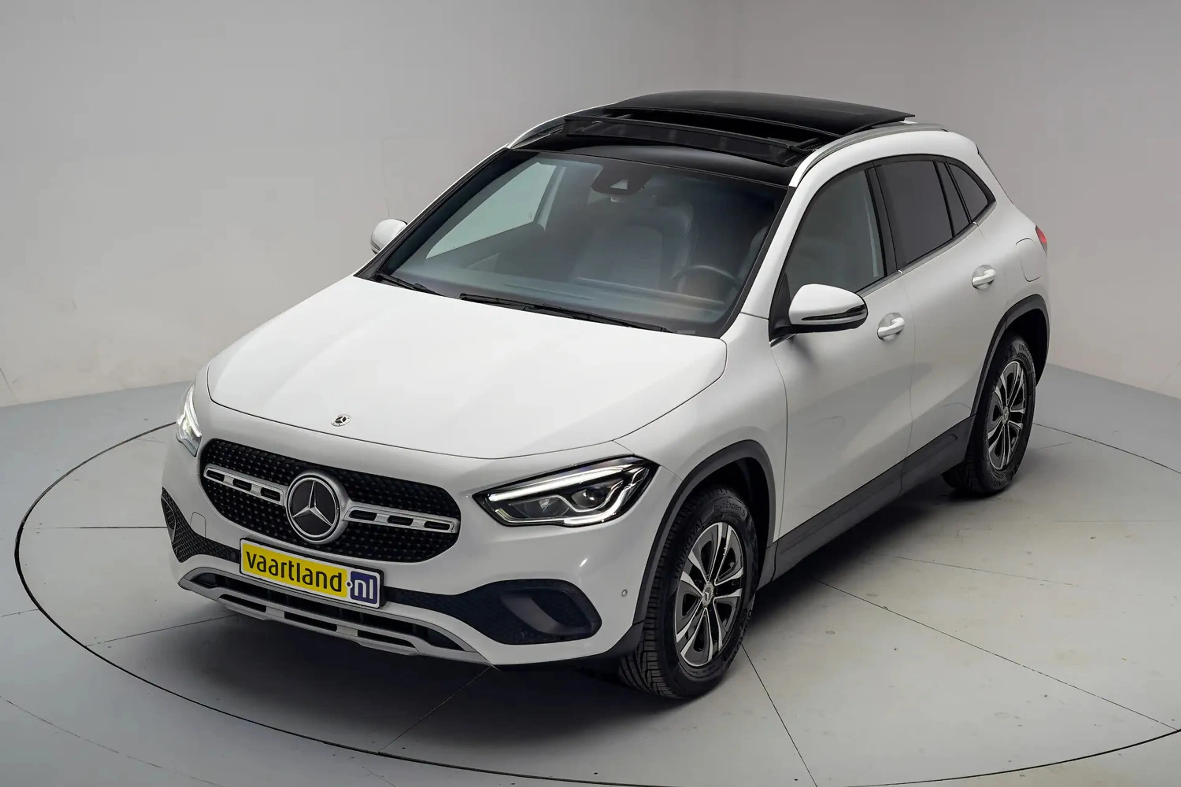 Mercedes-Benz GLA 250 e Business Line Aut. [ Panoramadak Camera Stoelver — photo 14