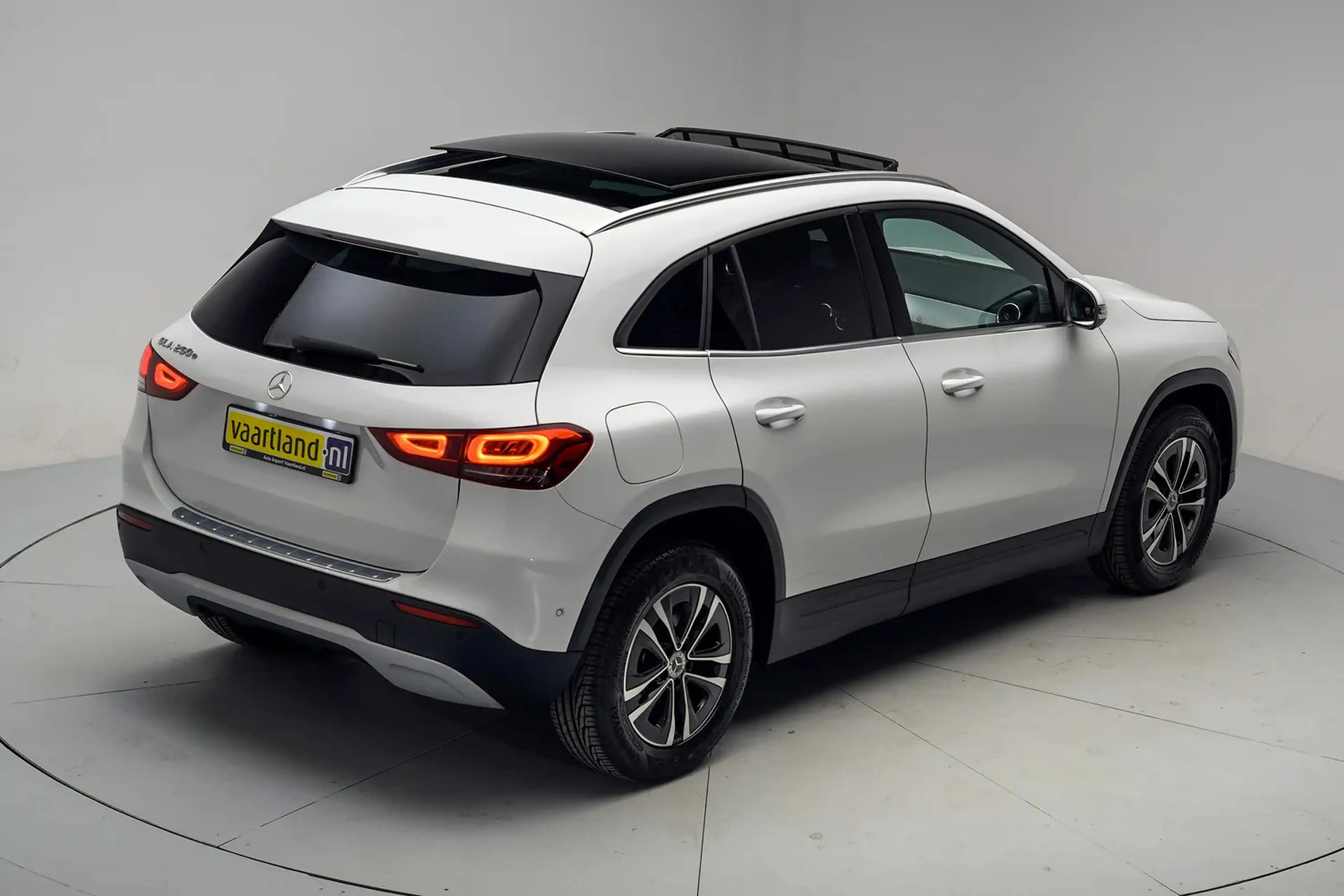 Mercedes-Benz GLA 250 e Business Line Aut. [ Panoramadak Camera Stoelver — photo 15