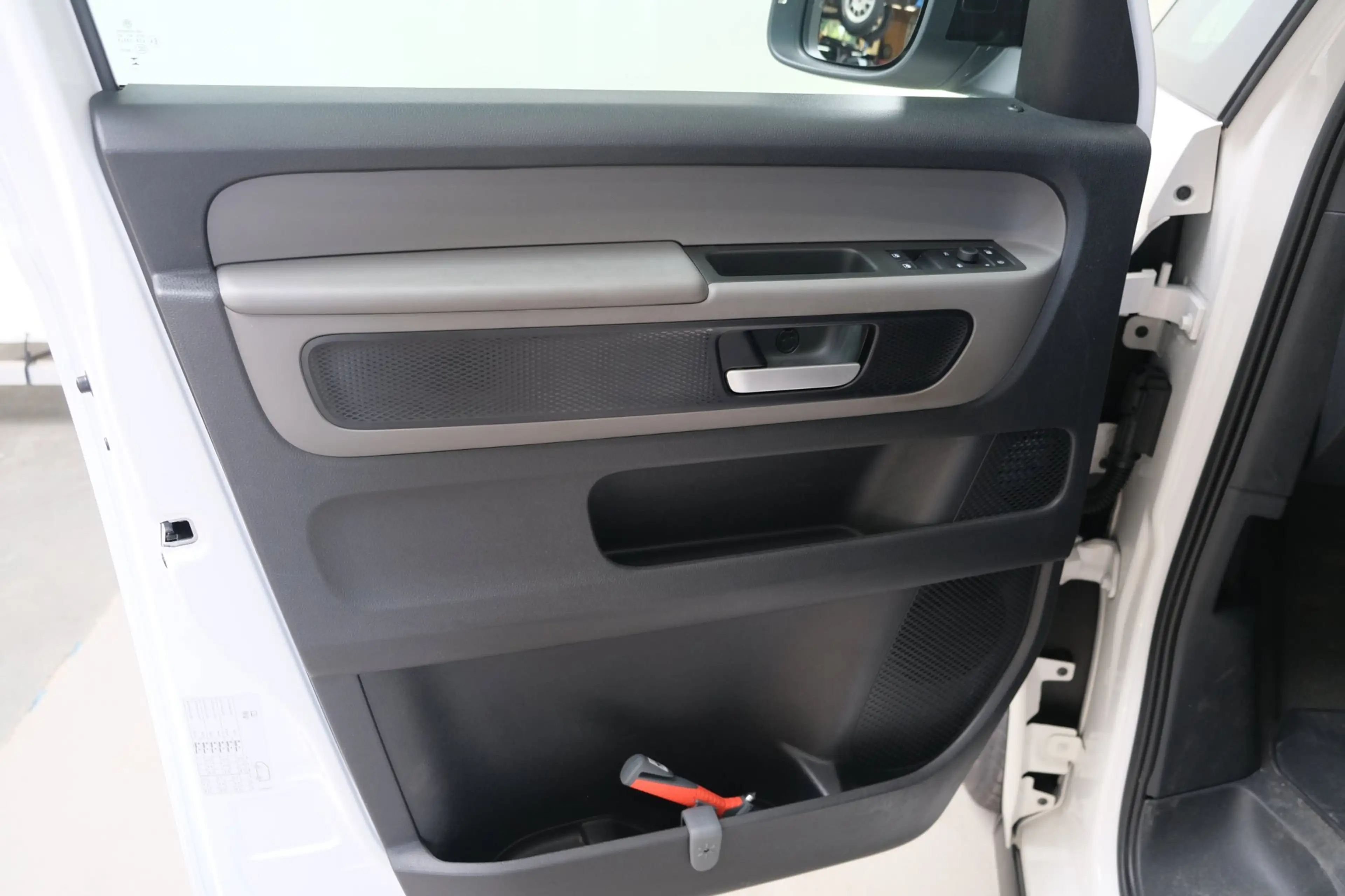 Volkswagen ID. Buzz Cargo 77 kWh SOH 94% - Airco, Cruise, Virtual display, 2 — photo 15