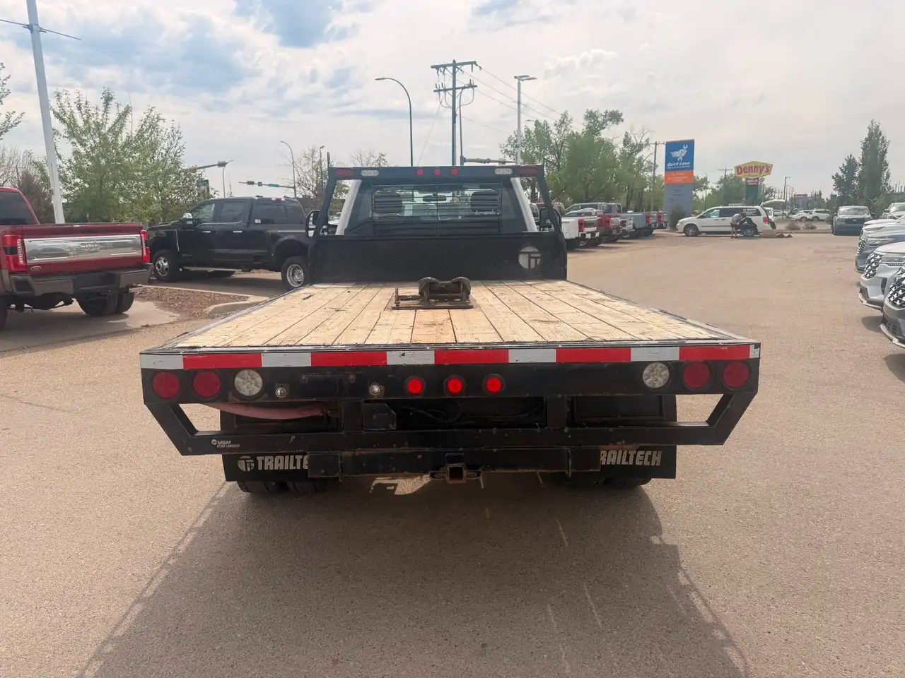 Ford F-550 Super Duty снимка Ford F-550 Super Duty
