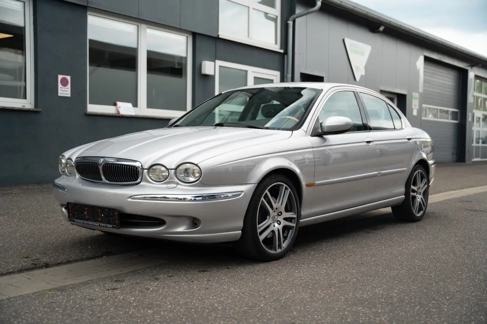 Jaguar X-Type 3 Liter V6 Classic * GEPFLEGTER ZUSTAND* Silber - 1