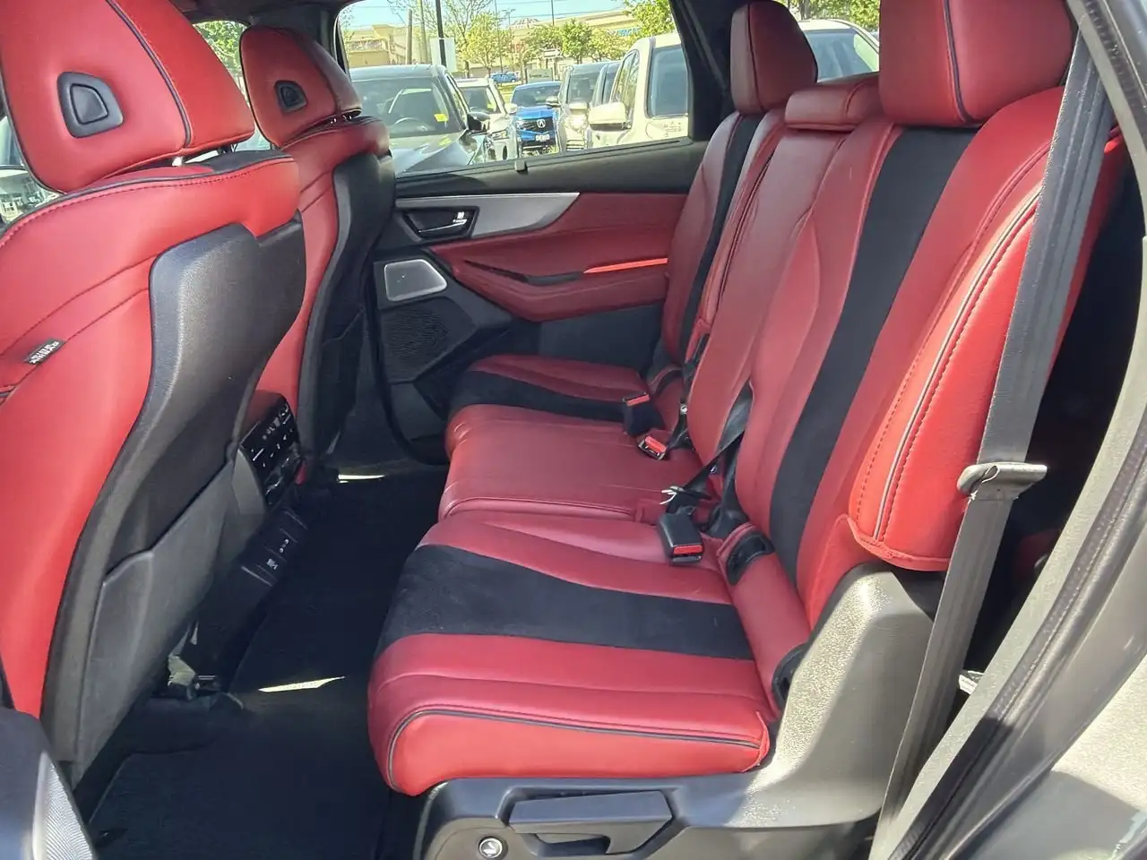 Acura MDX снимка Acura MDX