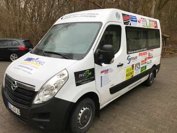 Movano Combi 2.3 BiTurbo Vollverglasung, 9-sitzer Bus mittellang (L2), mittelhoch (H2)