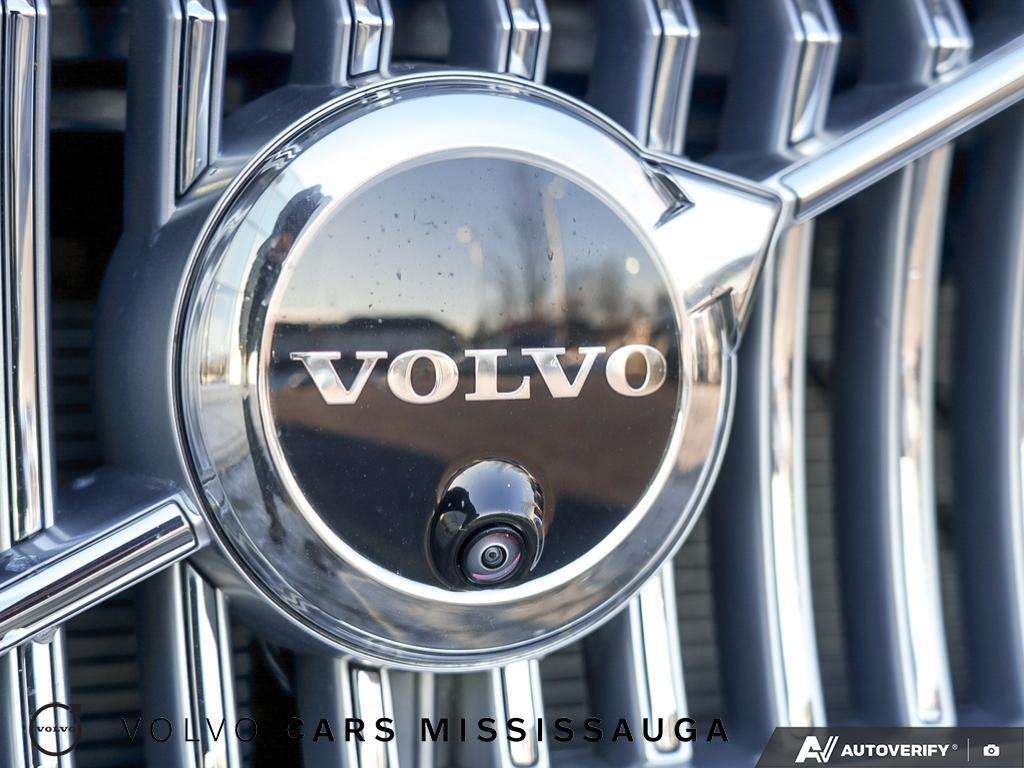 2024 Volvo XC90 Plus Bright With Volvo Certified Warranty thumb 9