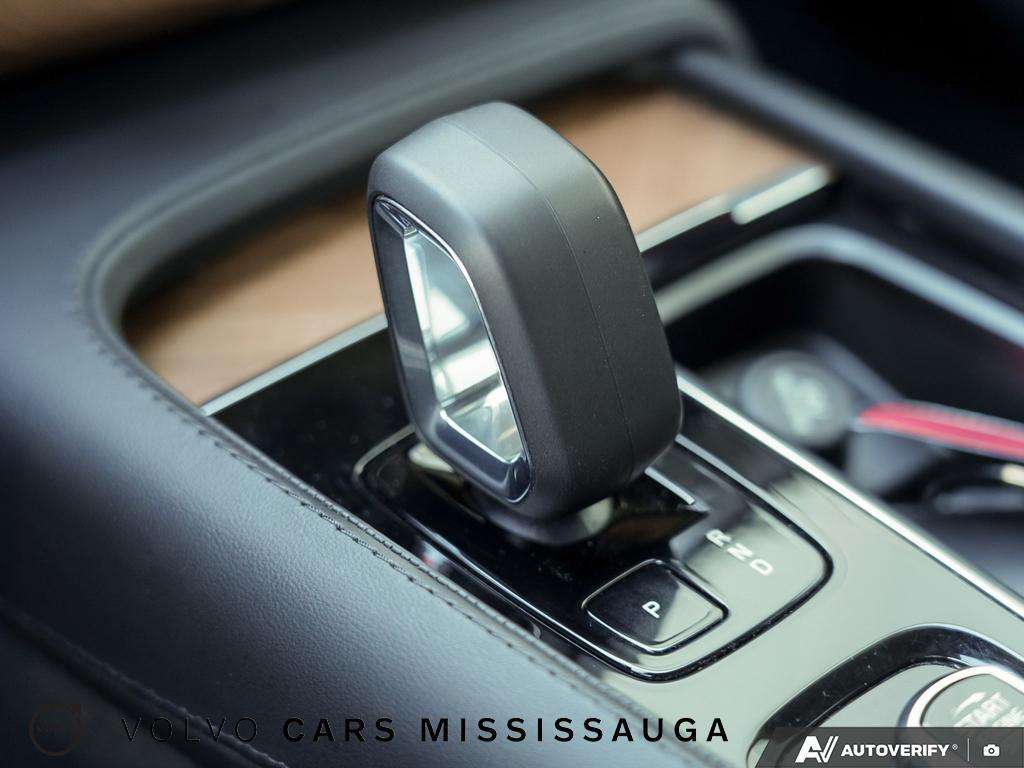 2024 Volvo XC90 Plus Bright With Volvo Certified Warranty thumb 19