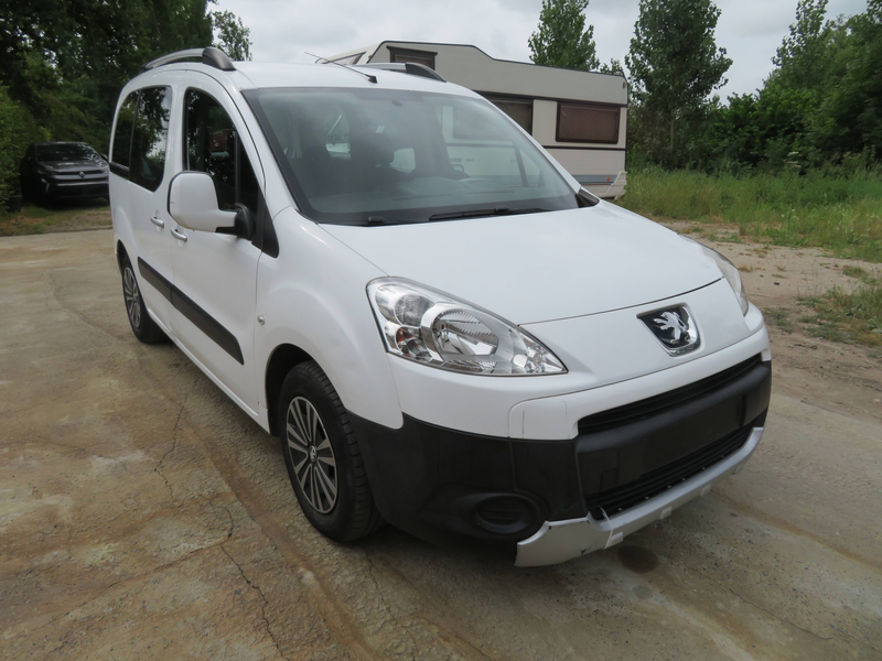 Peugeot Partner 1.6 benzine - Dubbel schuifdeur