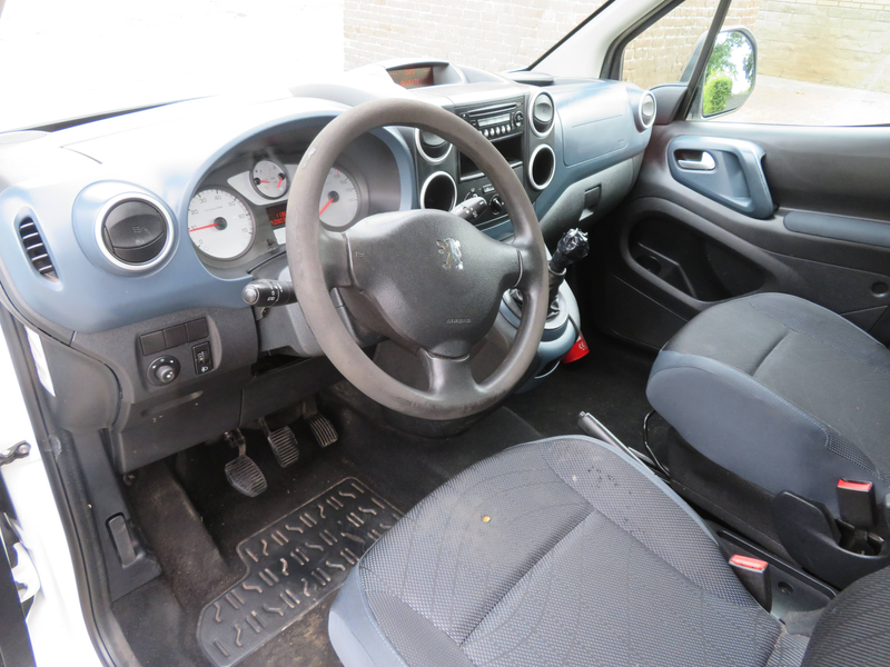 Peugeot Partner 1.6 benzine - Dubbel schuifdeur — photo 12