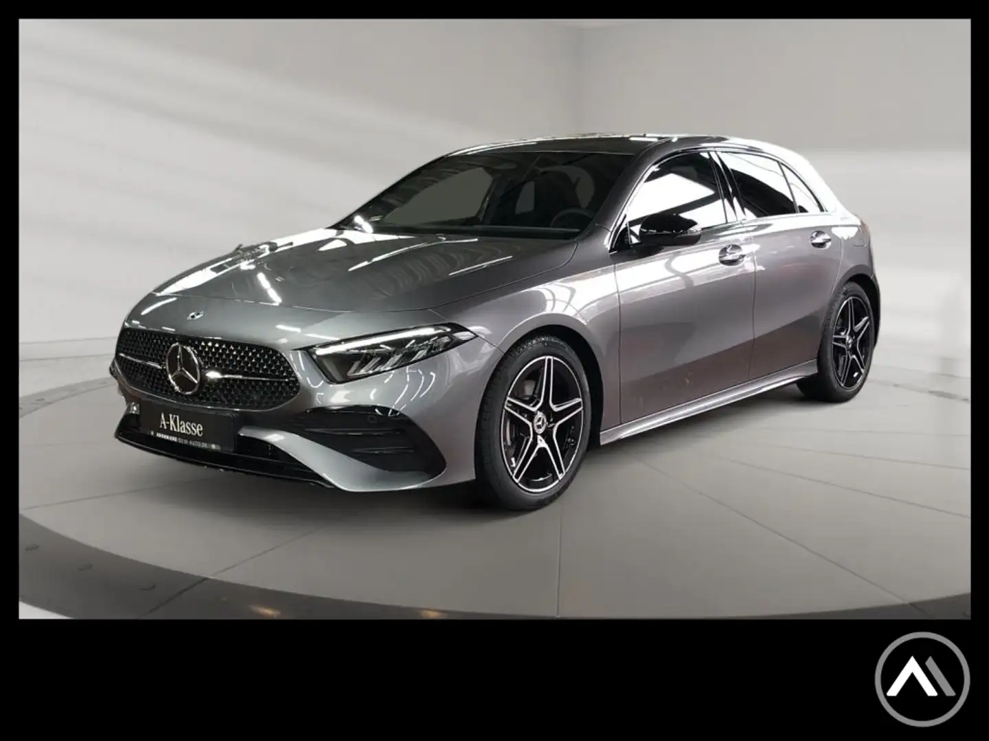 Mercedes-Benz A 180 +MBUX+Wide+AMG+Cam+SpurW+S-Sitz+W-Paket+LM Grey - 1