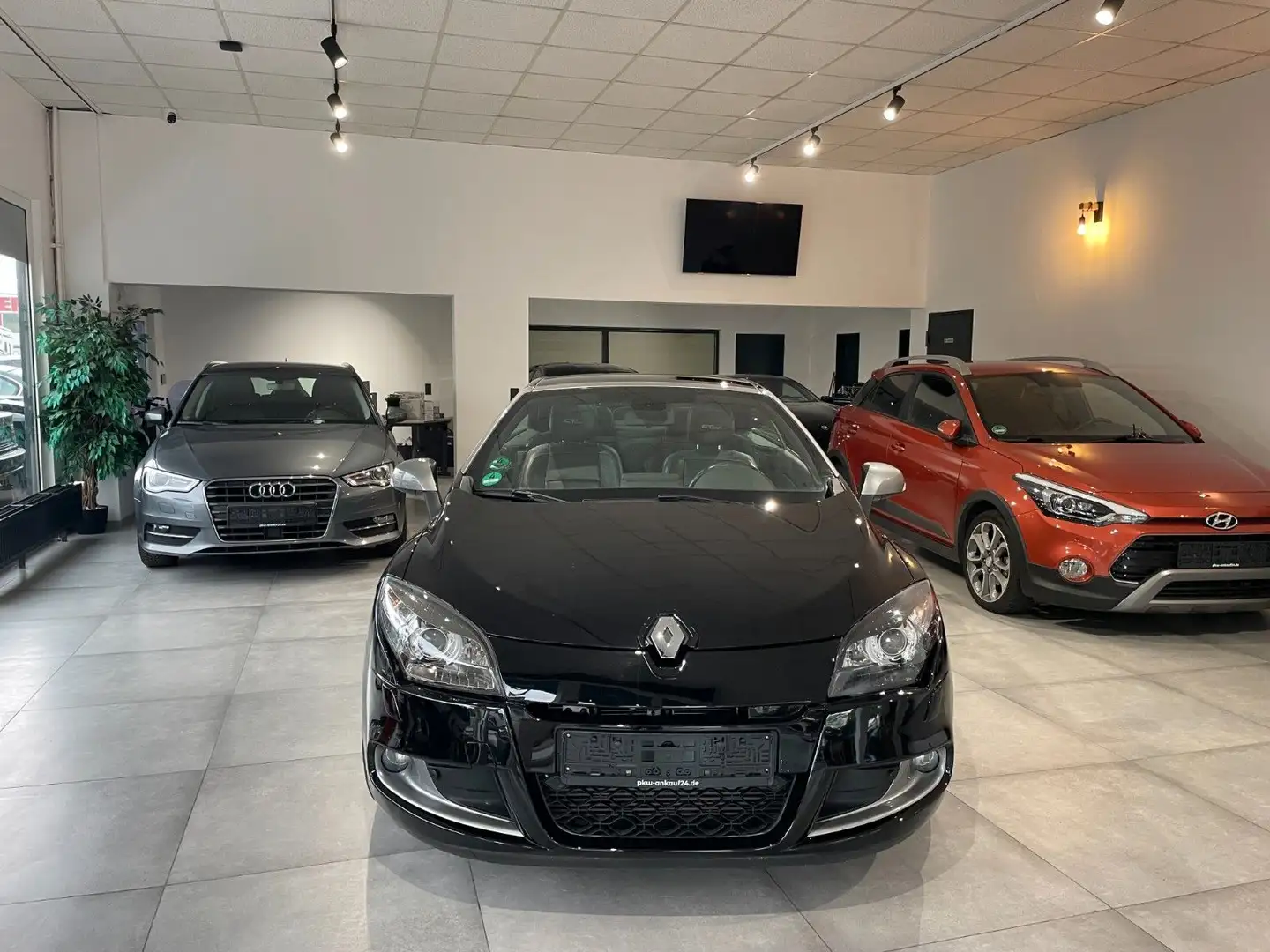 Renault Megane III Coupe / Cabrio Dynamique GT Line Schwarz - 1