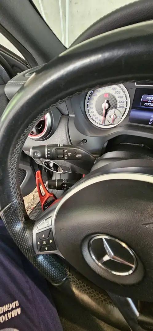 Mercedes-Benz 180 Premium - 2